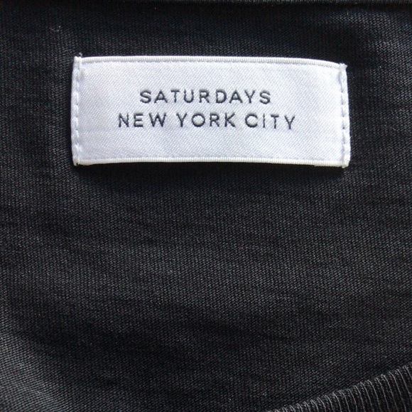 (SOLD) Saturday’s NYC Long Sleeve Shirt - Picture 3 of 5